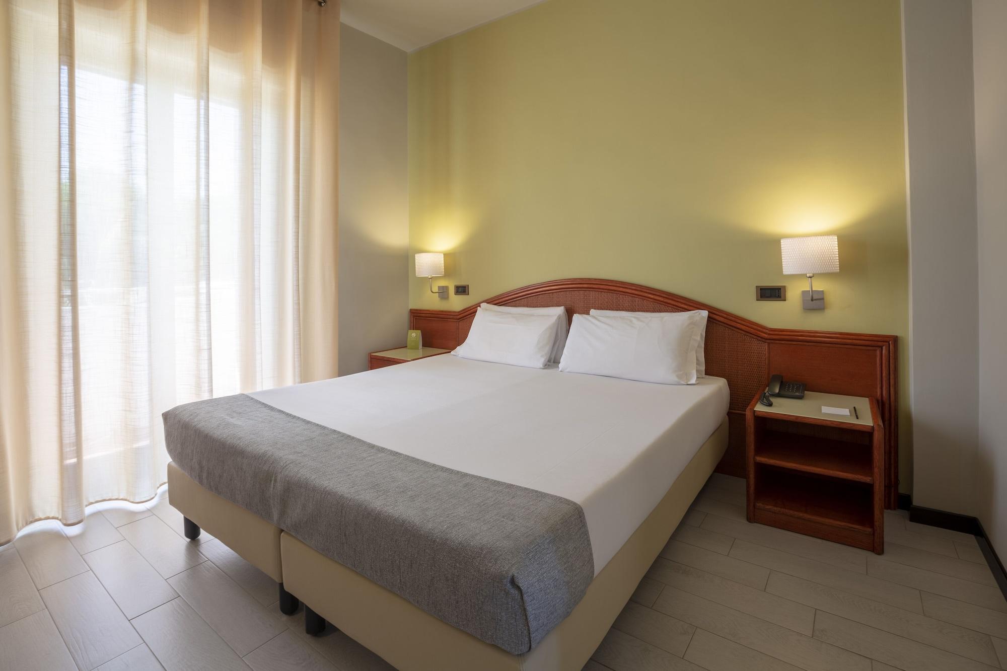 Hotel Riva Del Sole Giovinazzo Esterno foto