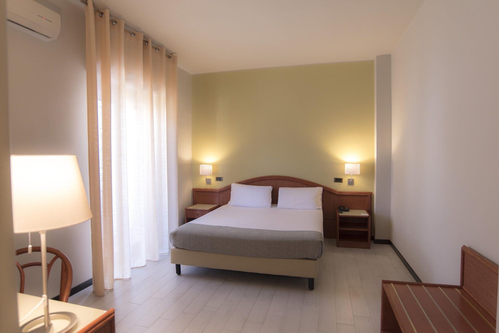 Hotel Riva Del Sole Giovinazzo Esterno foto