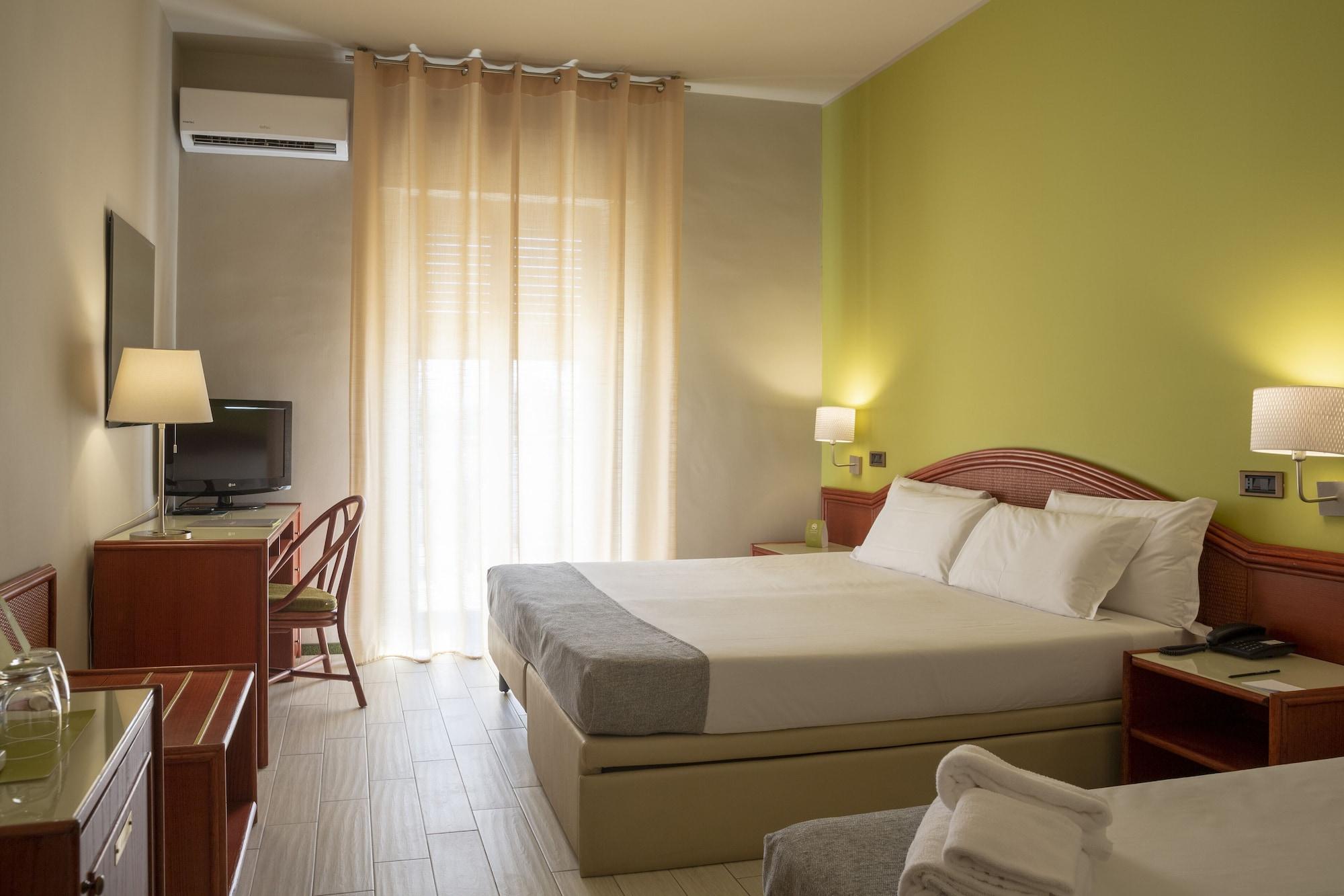 Hotel Riva Del Sole Giovinazzo Esterno foto