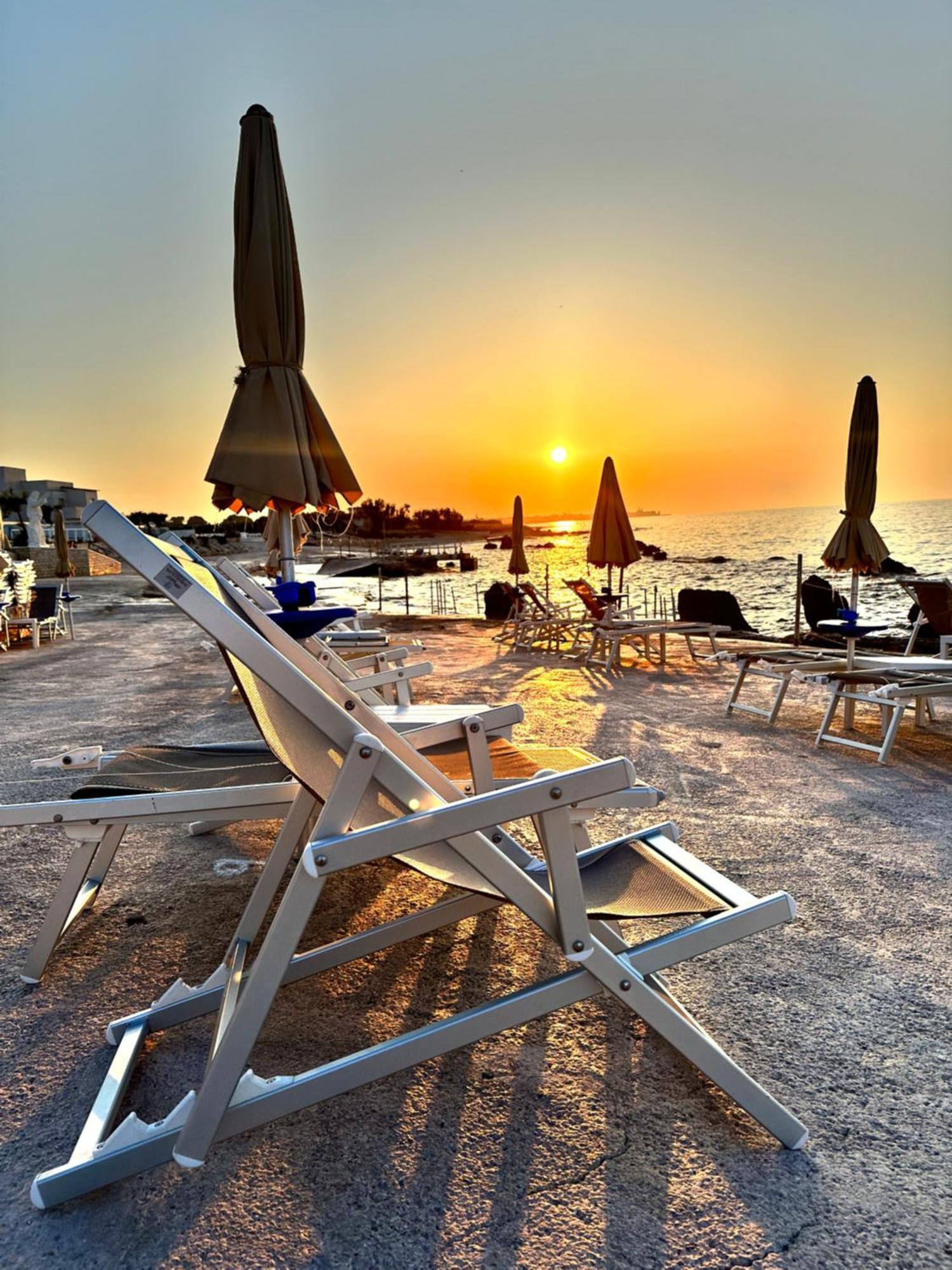 Hotel Riva Del Sole Giovinazzo Esterno foto