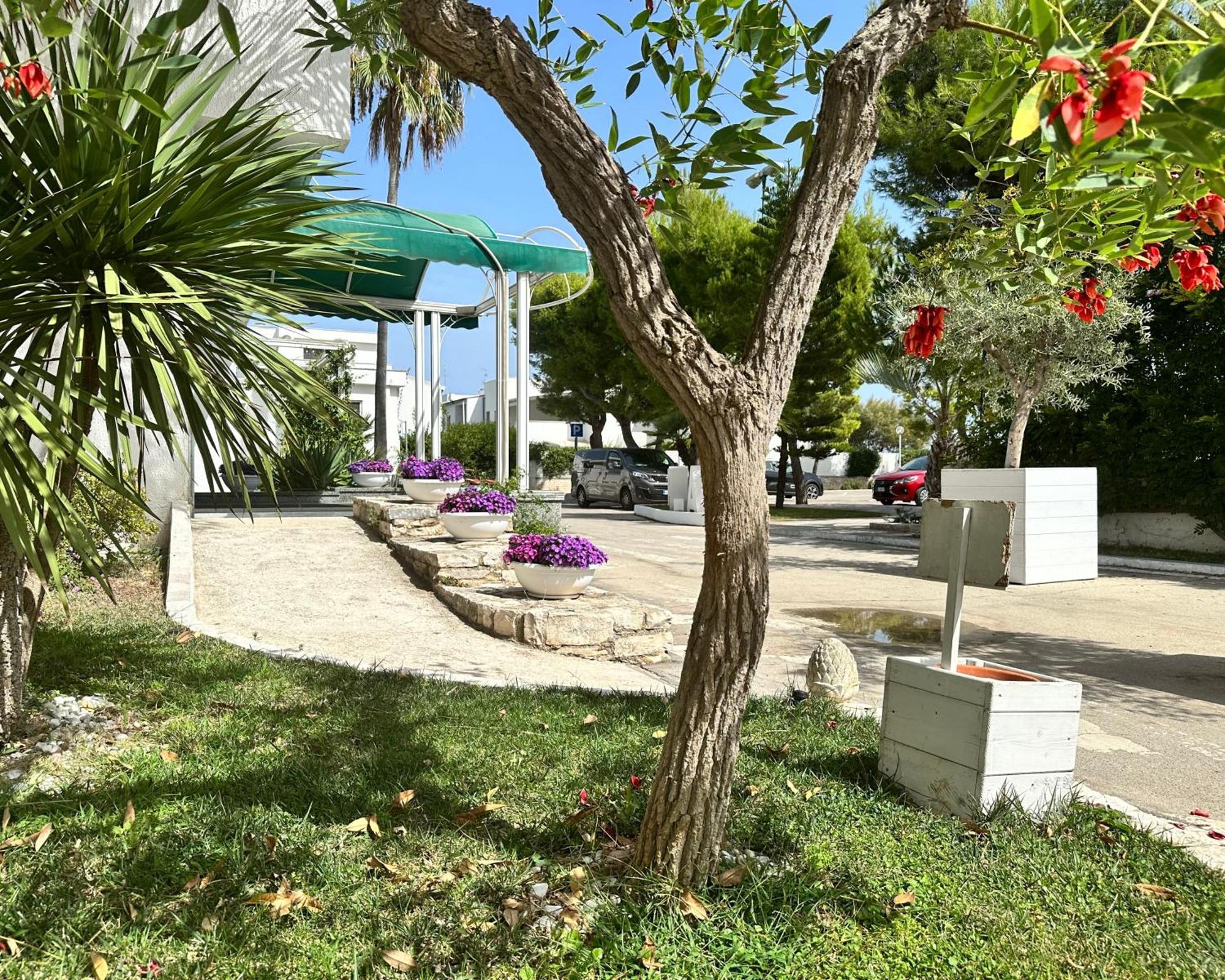 Hotel Riva Del Sole Giovinazzo Esterno foto