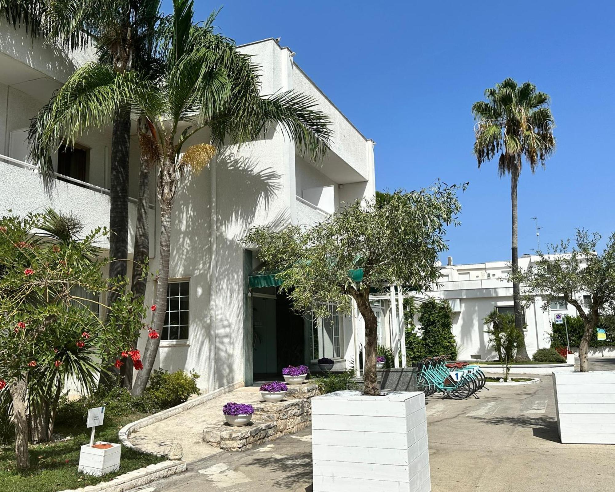 Hotel Riva Del Sole Giovinazzo Esterno foto