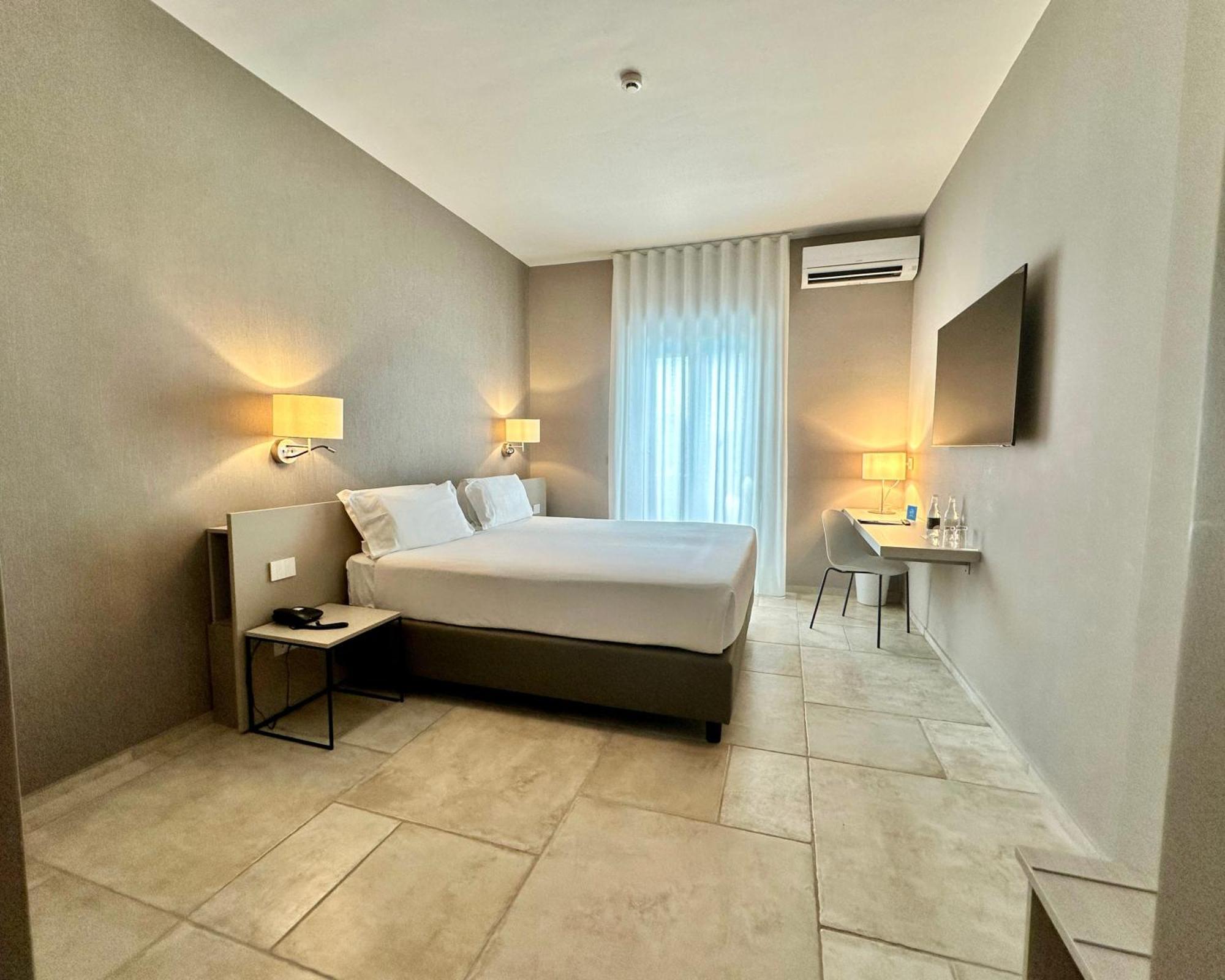 Hotel Riva Del Sole Giovinazzo Esterno foto