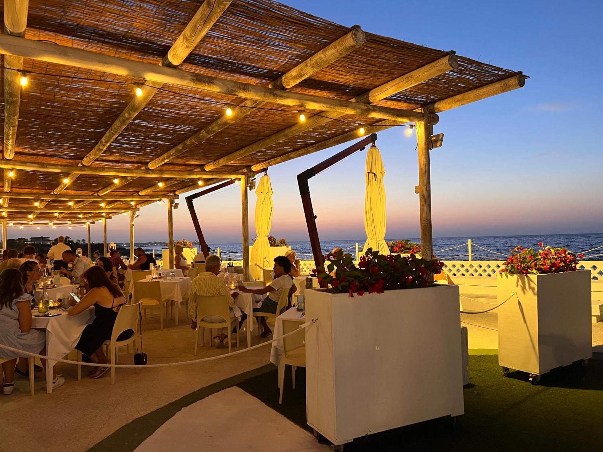 Hotel Riva Del Sole Giovinazzo Esterno foto