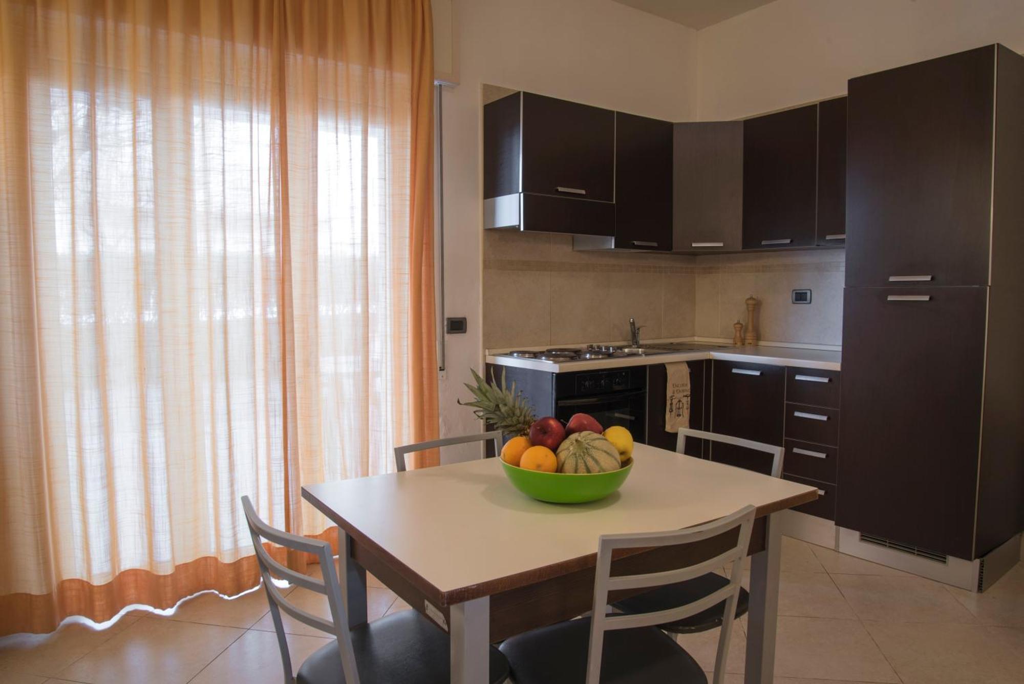 Hotel Riva Del Sole Giovinazzo Esterno foto