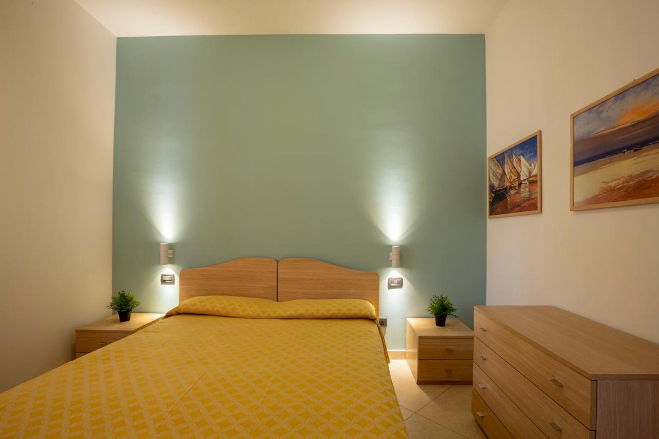 Hotel Riva Del Sole Giovinazzo Esterno foto